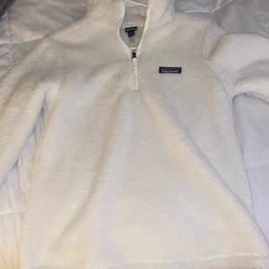 BNWOT white los gatos patagonia sweater